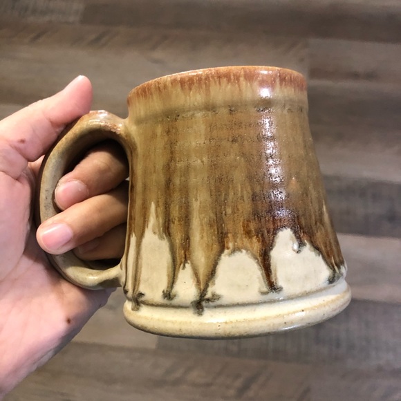 Set of 4 Vintage Handmade Glazed Stoneware Mugs - Picture 8 of 8